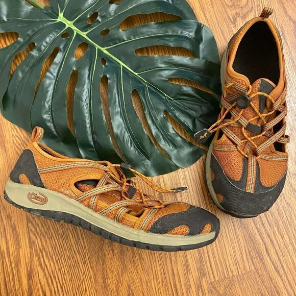 Chaco OutCross 2 Water Shoes Orange Kid's Size 4 - Picture 1 of 5